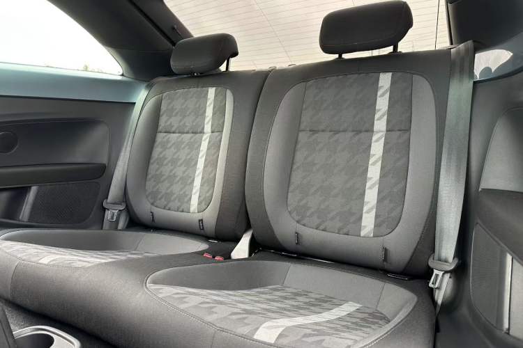Used Volkswagen Beetle 2018 180TSI Yile Model Interior 5