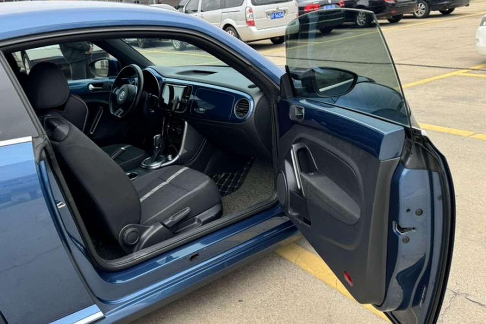 Used Volkswagen Beetle 2018 180TSI Yile Model Interior 6