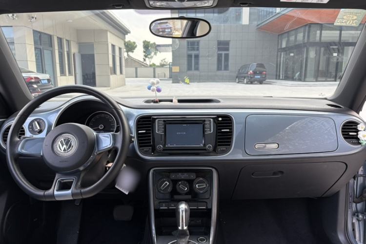 Used Volkswagen Beetle 2018 180TSI Shangle Model Interior 9