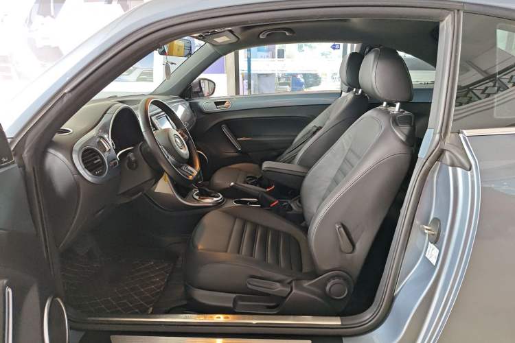 Used Volkswagen Beetle 2018 280TSI ZhiLe Trim Left Front Seat