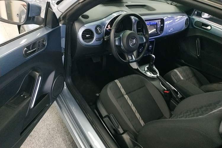 Used Volkswagen Beetle 2018 180TSI Yile Model Left Front Seat