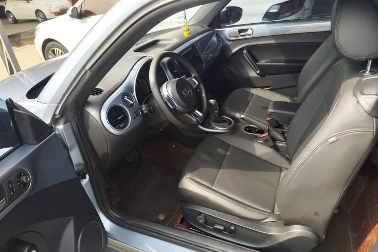 Used Volkswagen Beetle 2018 180TSI Shangle Model Left Front Seat