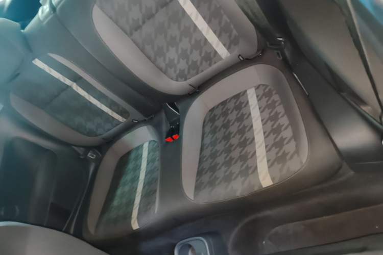 Used Volkswagen Beetle 2018 180TSI Yile Model Left Rear Seat