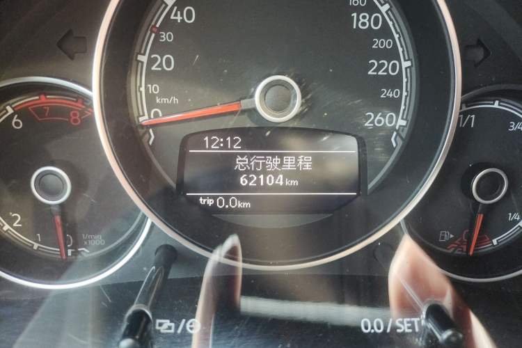 Used Volkswagen Beetle 2018 280TSI Zongle Model Odometer Close Up
