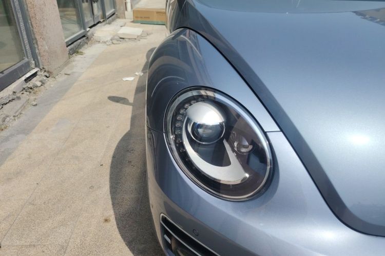 Used Volkswagen Beetle 2018 180TSI Shangle Model Right Front Headlight