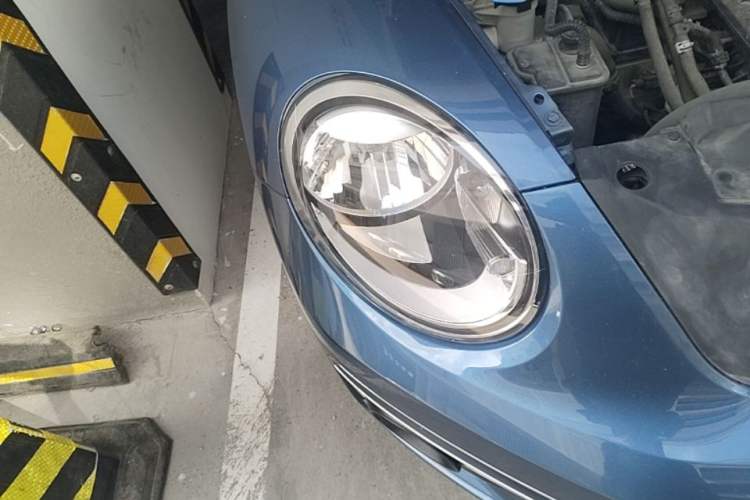 Used Volkswagen Beetle 2018 180TSI Yile Model Right Front Headlight
