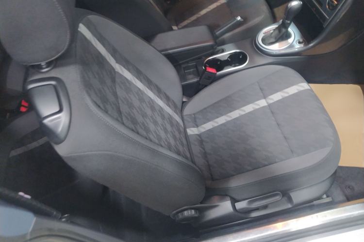 Used Volkswagen Beetle 2018 180TSI Yile Model Right Front Seat