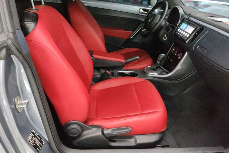 Used Volkswagen Beetle 2018 180TSI Yile Model Right Front Seat