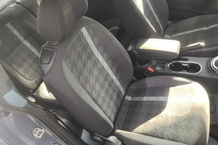 Used Volkswagen Beetle 2018 180TSI Yile Model Right Front Seat