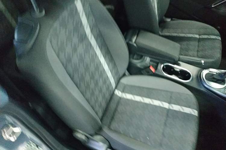 Used Volkswagen Beetle 2018 180TSI Yile Model Right Front Seat