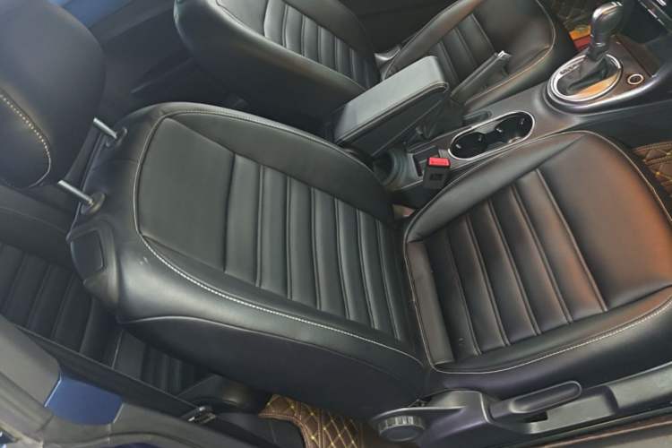Used Volkswagen Beetle 2018 180TSI Yile Model Right Front Seat