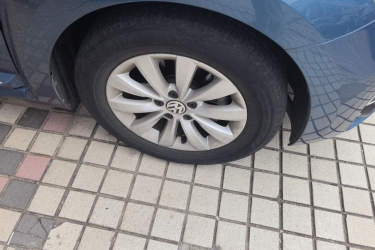 Used Volkswagen Beetle 2018 180TSI Yile Model Right Front Wheel Hub