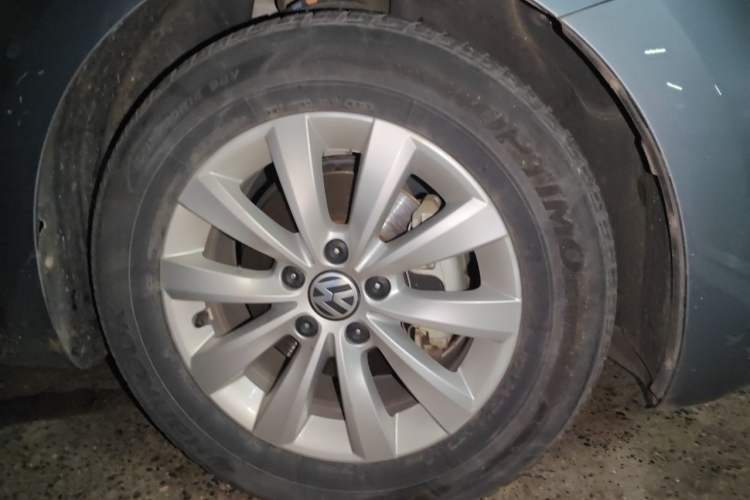 Used Volkswagen Beetle 2018 180TSI Yile Model Right Front Wheel Hub
