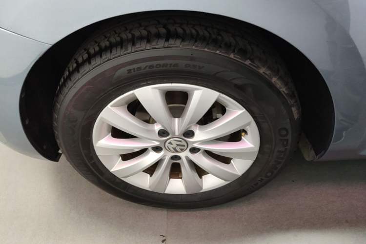 Used Volkswagen Beetle 2018 180TSI Yile Model Right Rear Wheel Hub