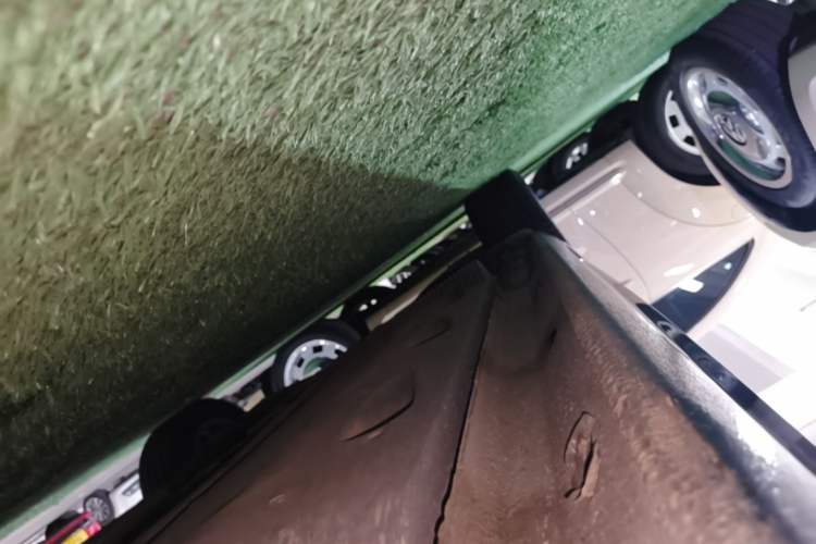 Used Volkswagen Beetle 2018 180TSI Yile Model Right Side Sill