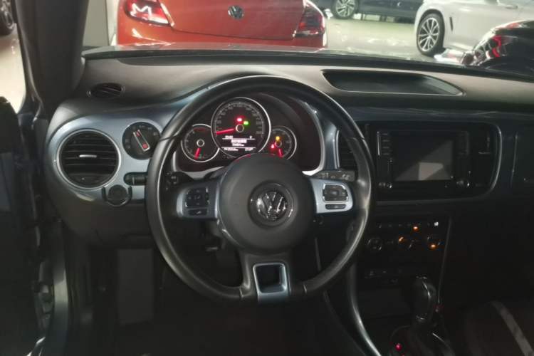 Used Volkswagen Beetle 2018 280TSI Zongle Model Steering Wheel