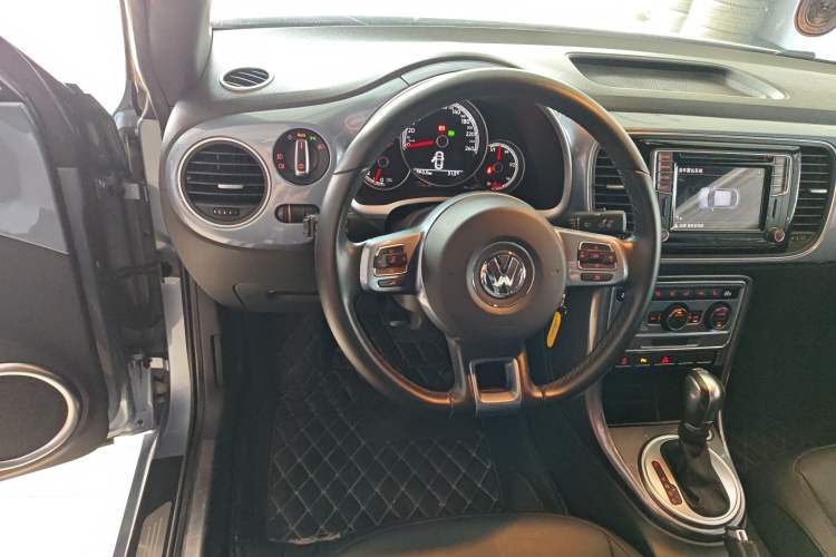 Used Volkswagen Beetle 2018 280TSI ZhiLe Trim Steering Wheel
