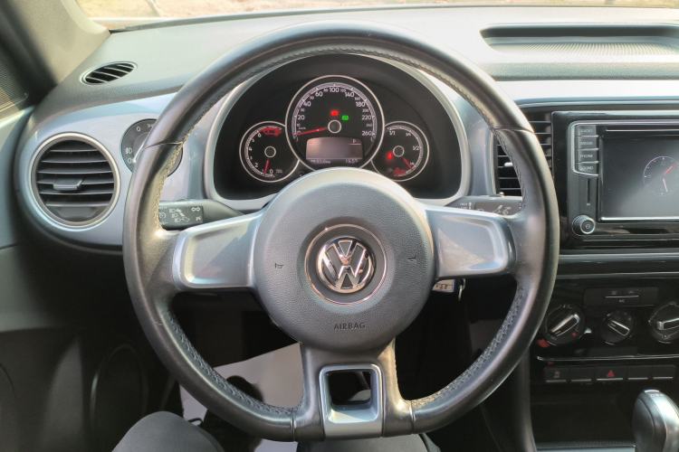 Used Volkswagen Beetle 2018 180TSI Yile Model Steering Wheel