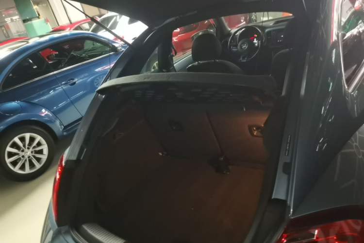 Used Volkswagen Beetle 2018 280TSI Zongle Model Trunk