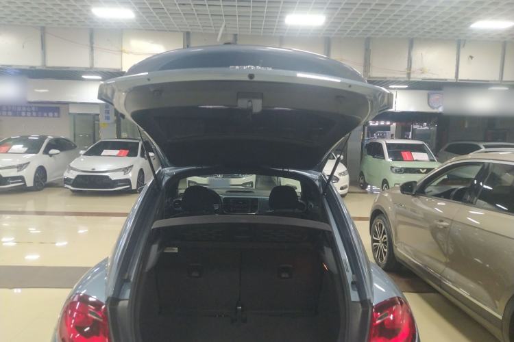 Used Volkswagen Beetle 2018 180TSI Yile Model Trunk