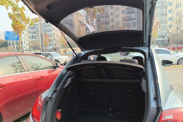 Used Volkswagen Beetle 2018 180TSI Yile Model Trunk