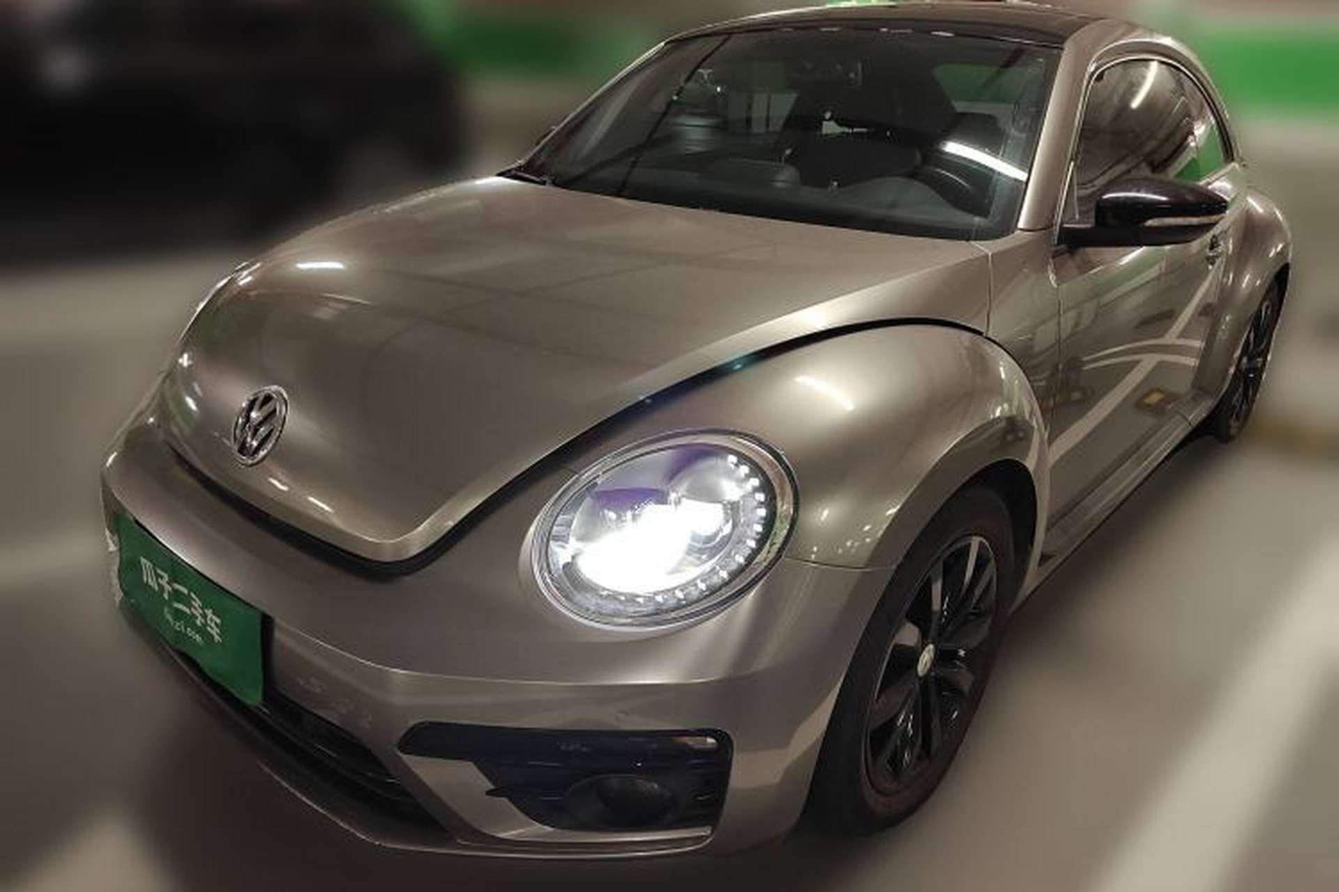 Used Volkswagen Beetle 2018 180TSI Obsidian Series Special Edition Front Left 45 Deg