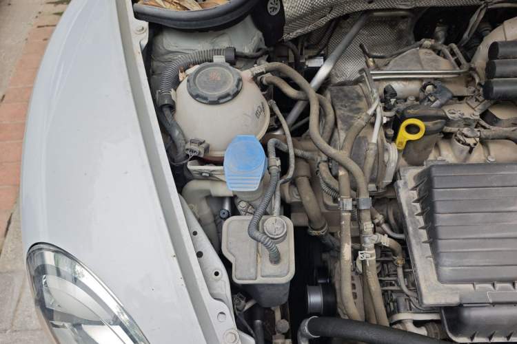 Used Volkswagen Beetle 2018 180TSI Yile Model Engine Bay Right