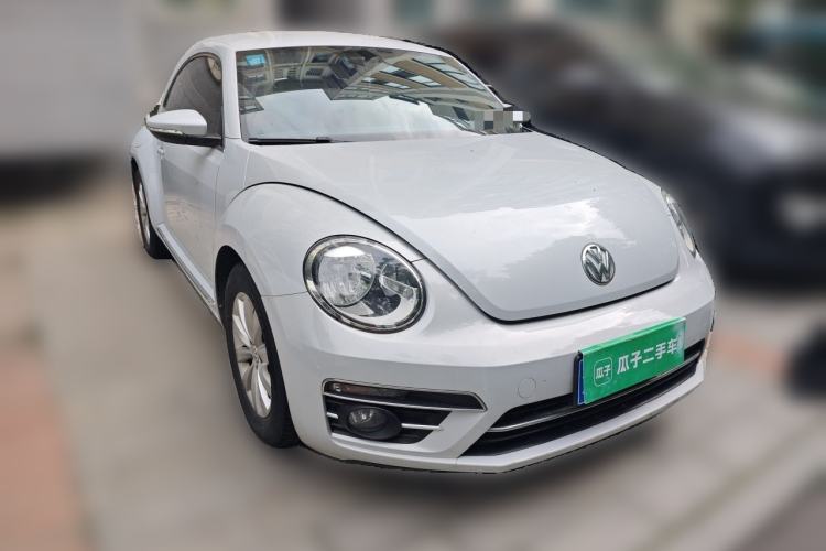 Used Volkswagen Beetle 2018 180TSI Yile Model Front Right 45 Deg