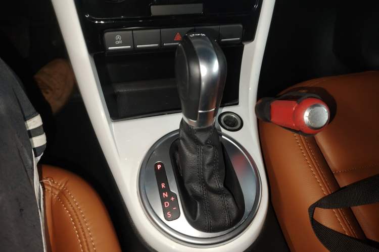 Used Volkswagen Beetle 2018 180TSI Yile Model Gear Lever