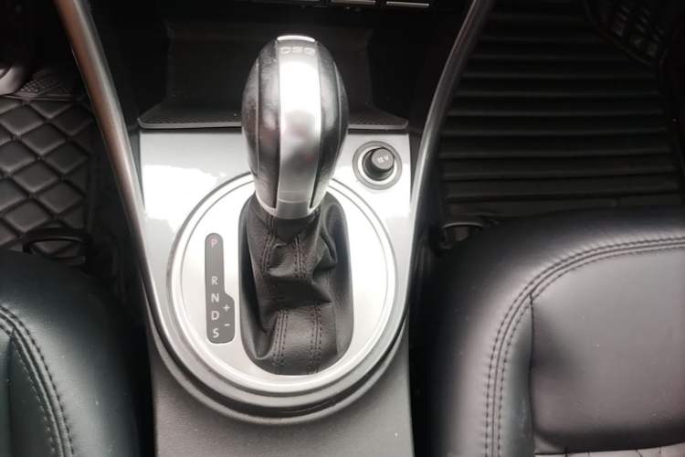 Used Volkswagen Beetle 2018 180TSI Shangle Model Gear Lever