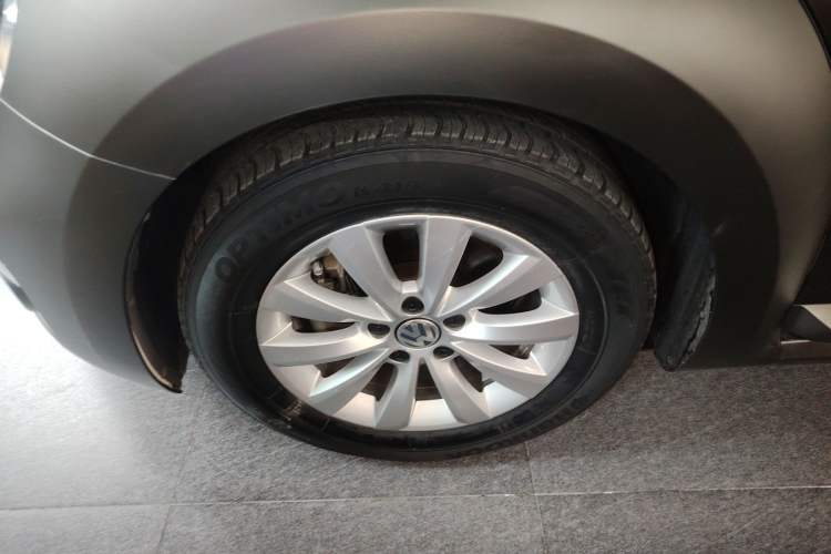 Used Volkswagen Beetle 2018 180TSI Yile Model Left Front Wheel Hub