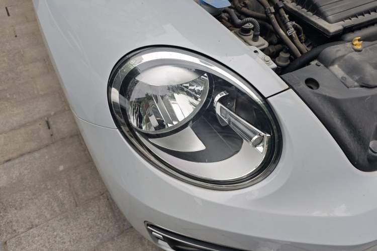 Used Volkswagen Beetle 2018 180TSI Yile Model Right Front Headlight
