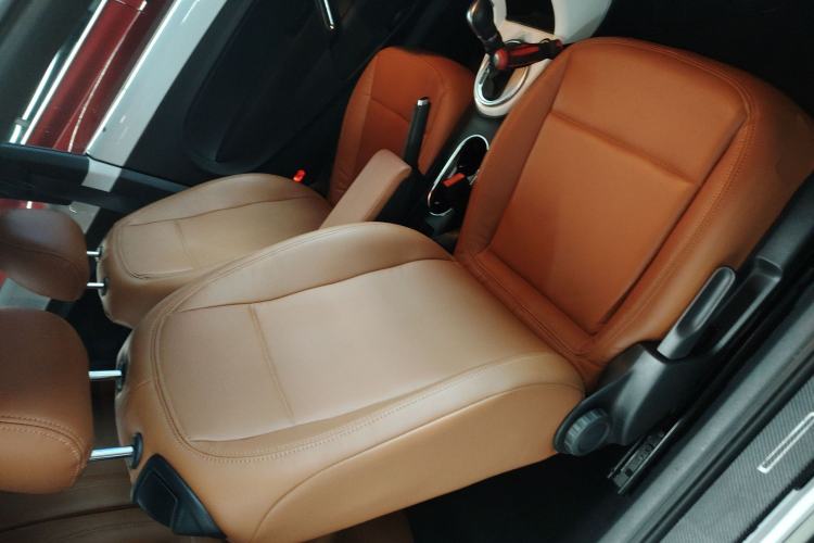 Used Volkswagen Beetle 2018 180TSI Yile Model Right Front Seat