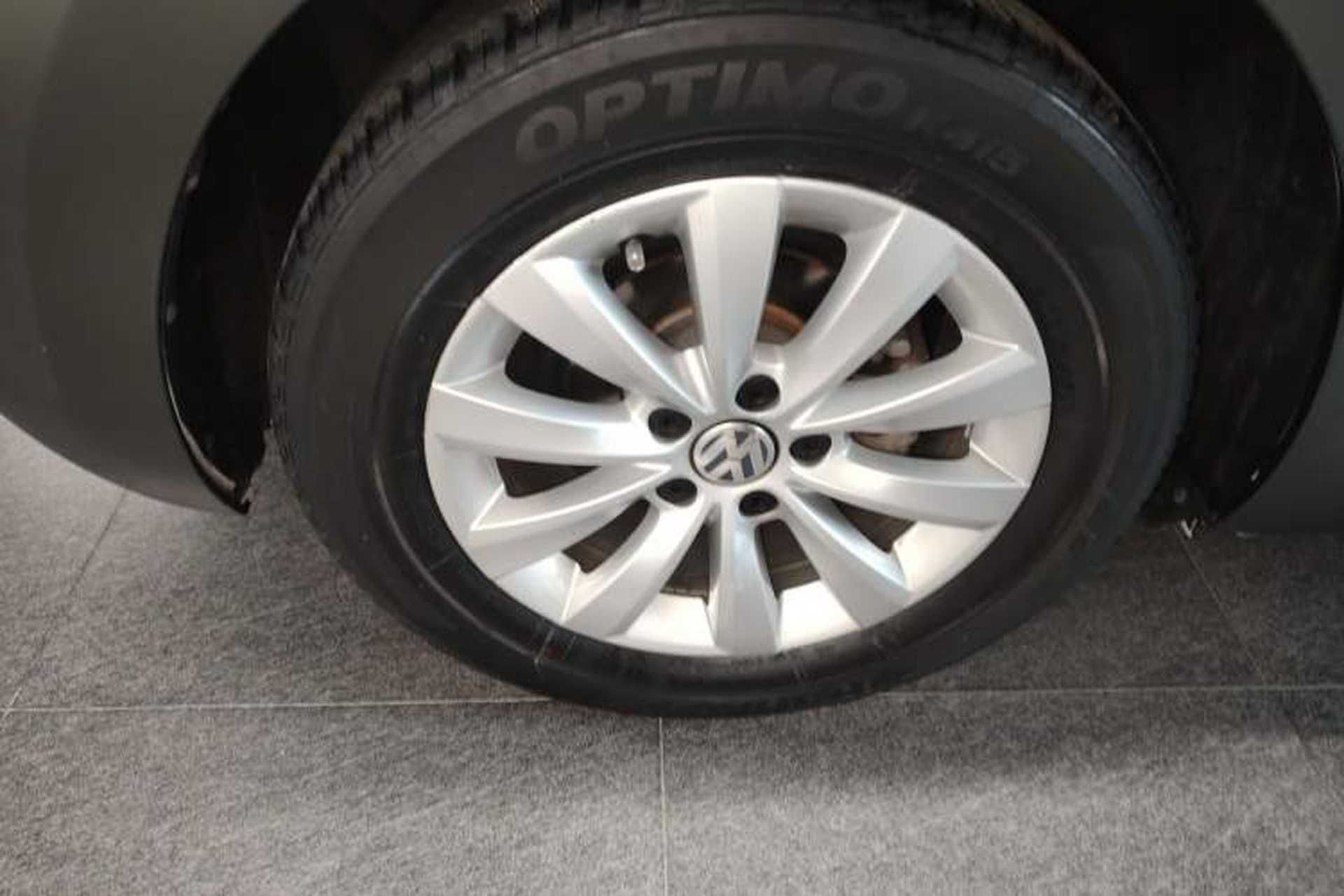 Used Volkswagen Beetle 2018 180TSI Yile Model Right Rear Wheel Hub
