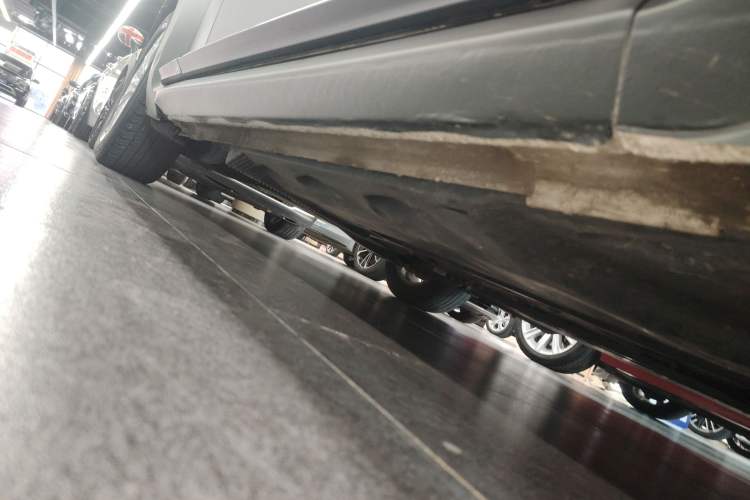 Used Volkswagen Beetle 2018 180TSI Yile Model Right Side Sill