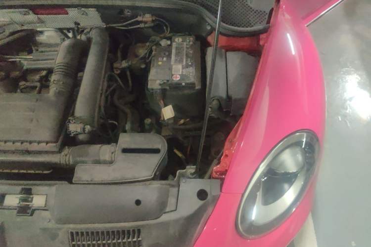 Used Volkswagen Beetle 2018 180TSI Shangle Model Engine Bay Left