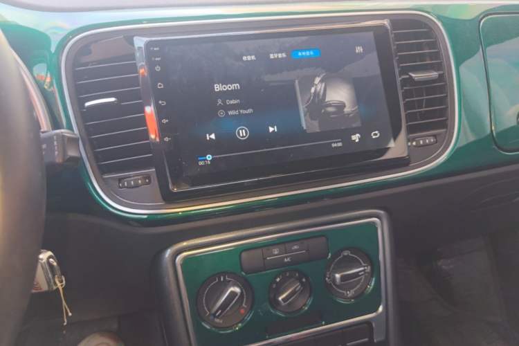Used Volkswagen Beetle 2018 180TSI Yile Model Audio And AC Panel