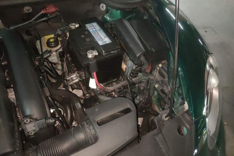 Used Volkswagen Beetle 2018 180TSI Yile Model Engine Bay Left