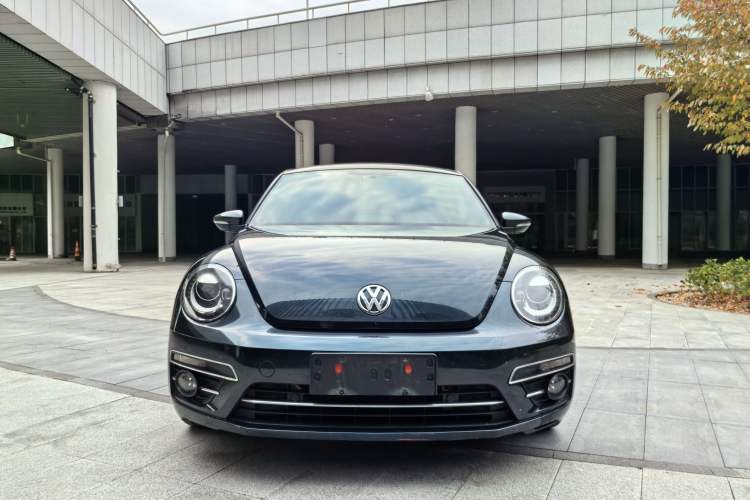 Used Volkswagen Beetle 2018 180TSI Joyful Orange Edition Exterior 1