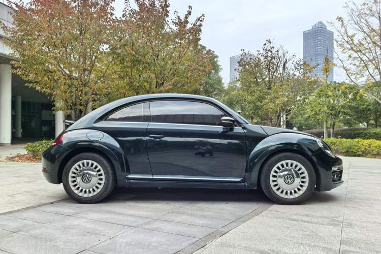 Used Volkswagen Beetle 2018 180TSI Joyful Orange Edition Exterior 6