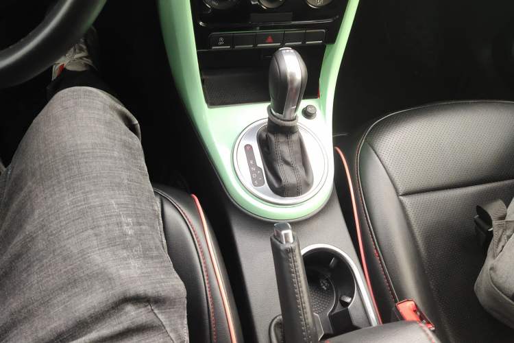 Used Volkswagen Beetle 2018 180TSI Yile Model Gear Lever