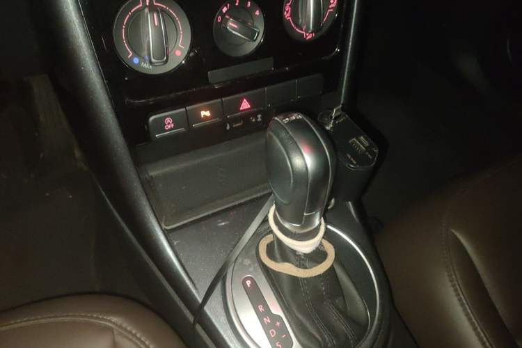 Used Volkswagen Beetle 2018 180TSI Yile Model Gear Lever