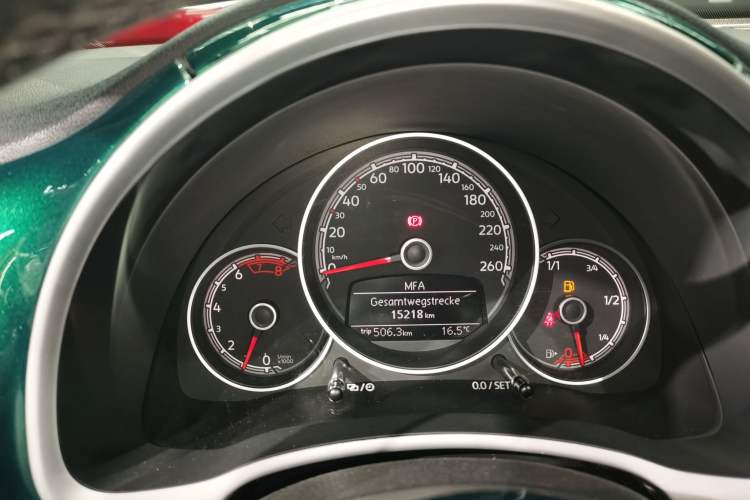 Used Volkswagen Beetle 2018 280TSI Zongle Model Instrument Cluster