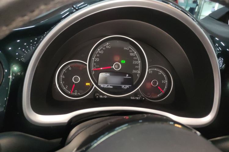 Used Volkswagen Beetle 2018 180TSI Joyful Orange Edition Instrument Cluster