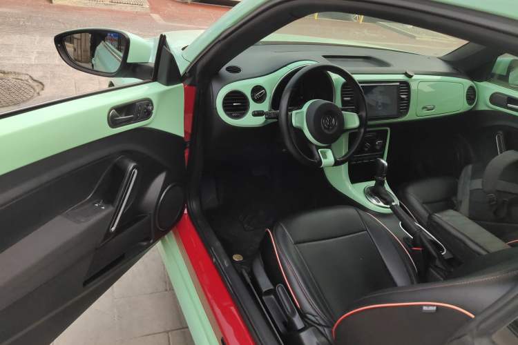 Used Volkswagen Beetle 2018 180TSI Yile Model Interior 3