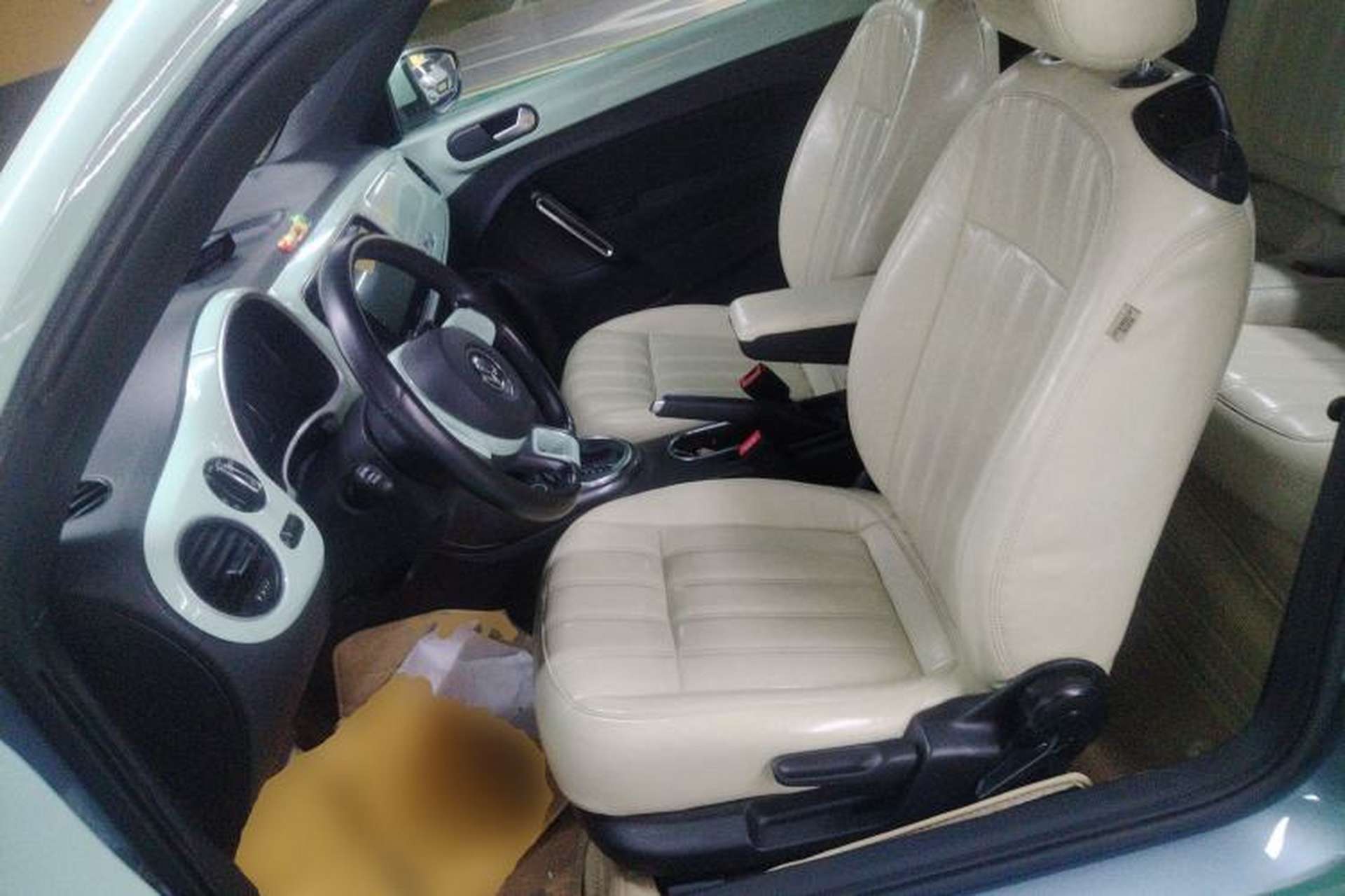 Used Volkswagen Beetle 2018 180TSI Yile Model Left Front Seat
