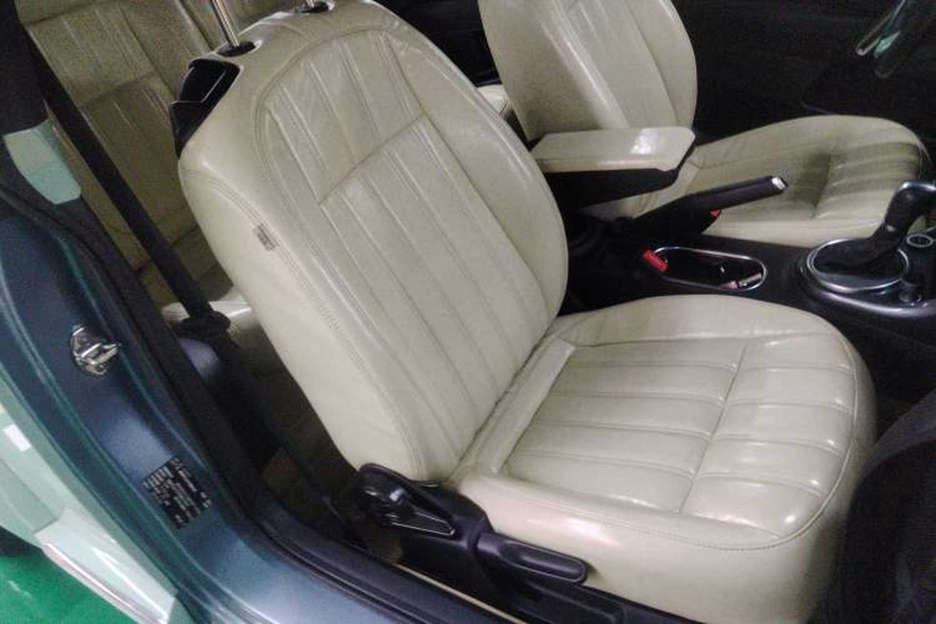 Used Volkswagen Beetle 2018 180TSI Yile Model Right Front Seat
