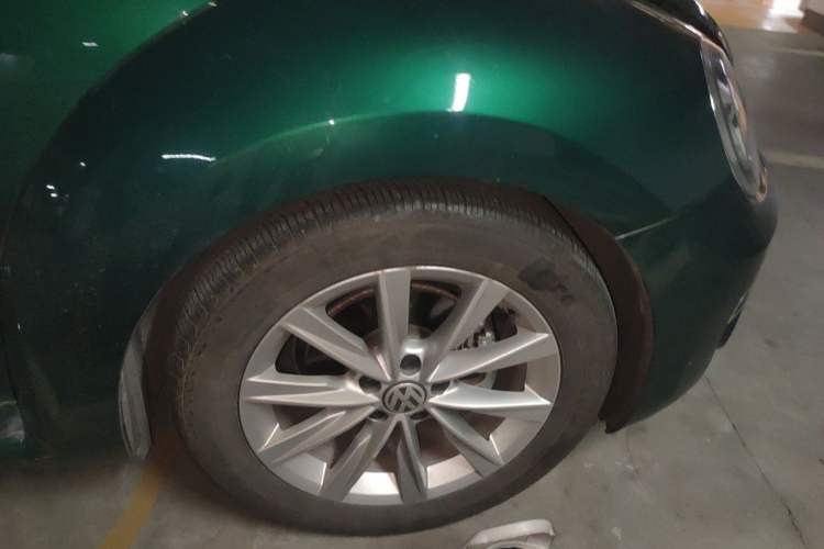 Used Volkswagen Beetle 2018 180TSI Yile Model Right Front Wheel Hub