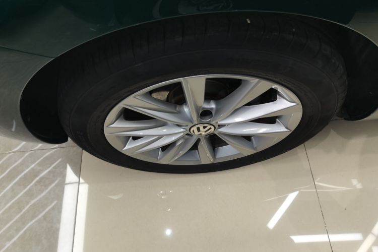 Used Volkswagen Beetle 2018 280TSI Zongle Model Right Rear Wheel Hub
