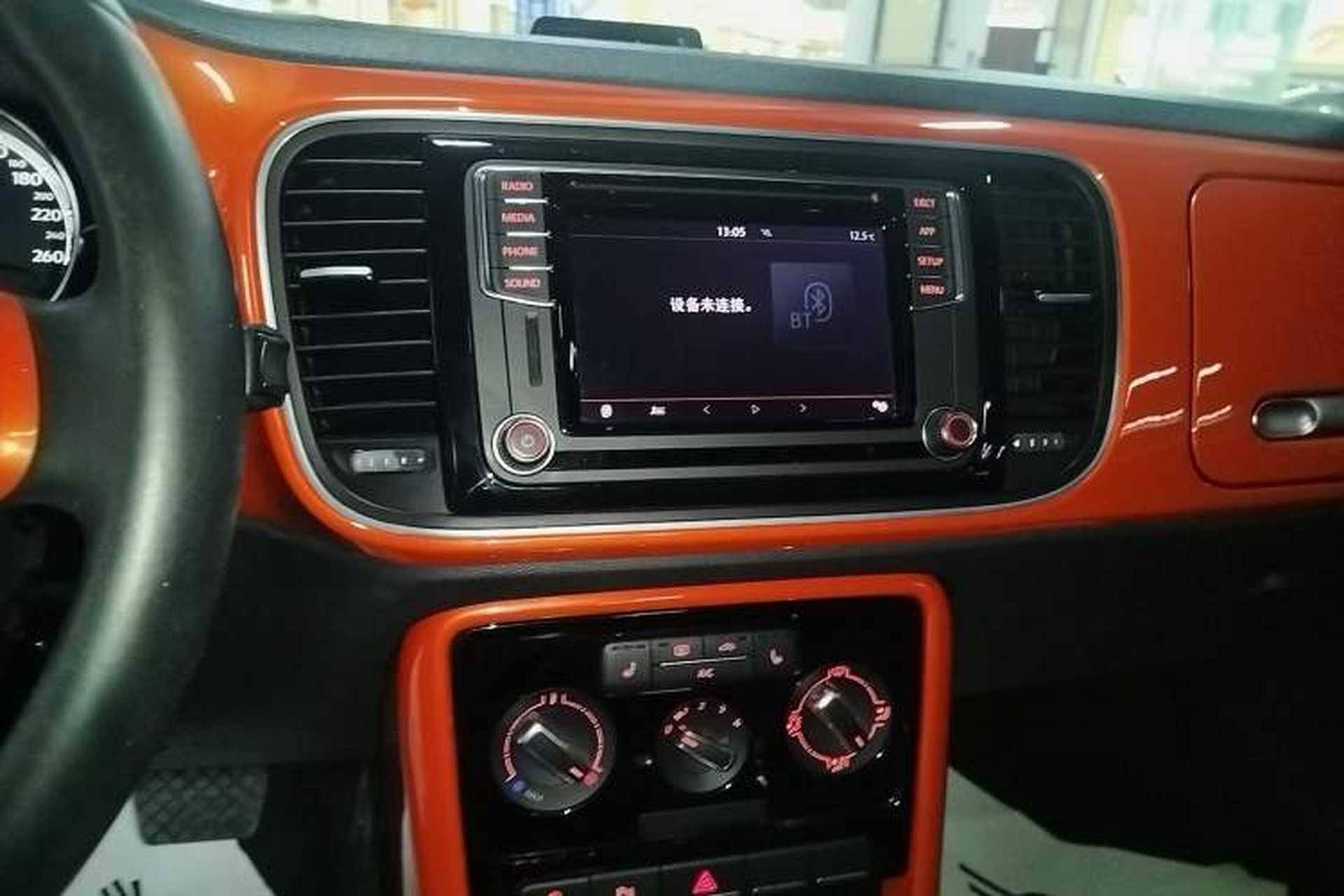 Used Volkswagen Beetle 2018 180TSI Shangle Model Audio And AC Panel